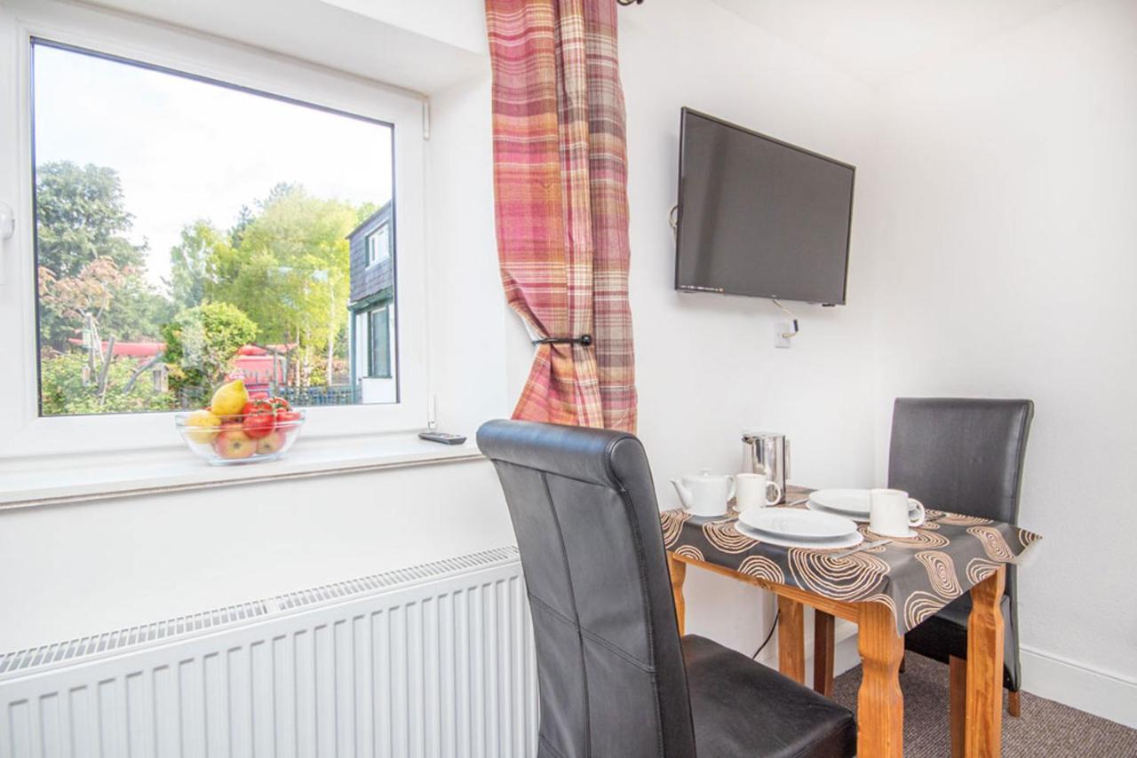 Altonsyde Studios Nairn Extérieur photo